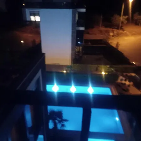 Apartament Full Deniz Manzarali, Havuzlu, Jakuzili Dubleks *