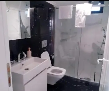 Full Deniz Manzarali, Havuzlu, Jakuzili Dubleks Apartament