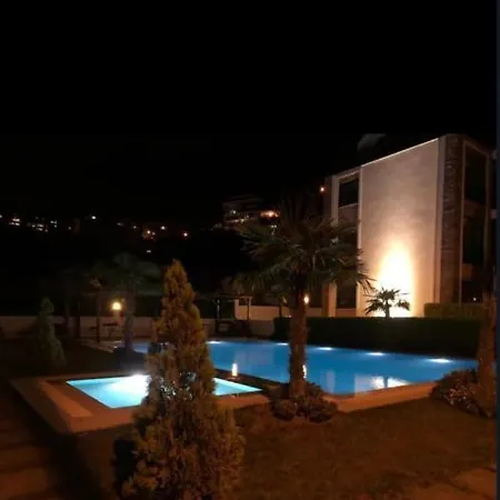 Full Deniz Manzarali, Havuzlu, Jakuzili Dubleks